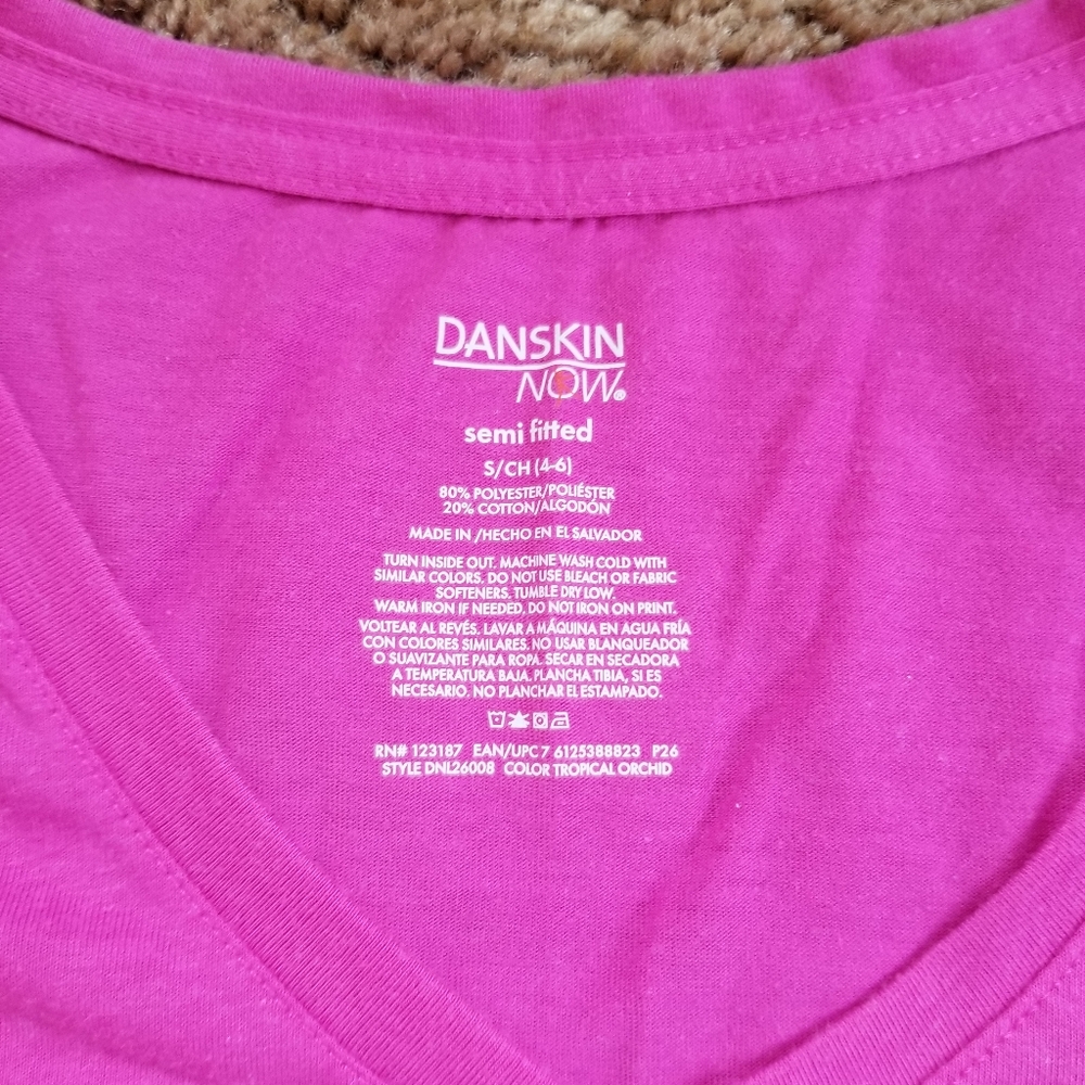 Women's workout tee - Picture 3 of 3